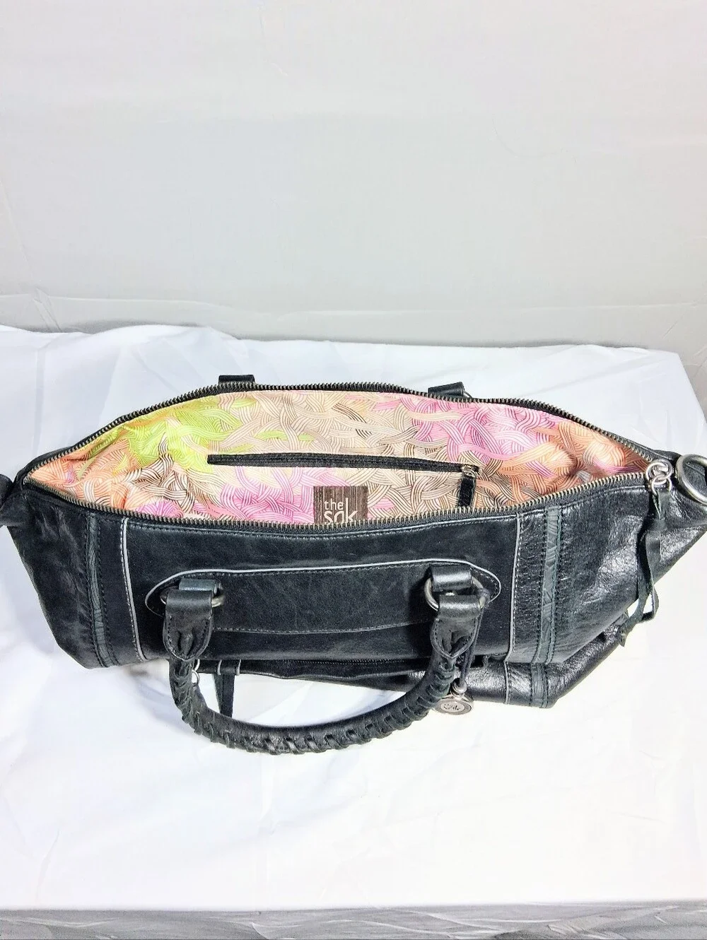 The Sak Genune Black Leather Braided Handles Hobo Interior Zipper Closure Purse